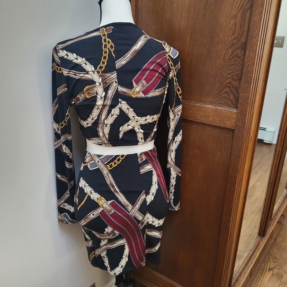 "HEARTBEEPS" Skirt (Small) and Matching Longsleeve Top (Med) with Tied Front NWT - Picture 4 of 7